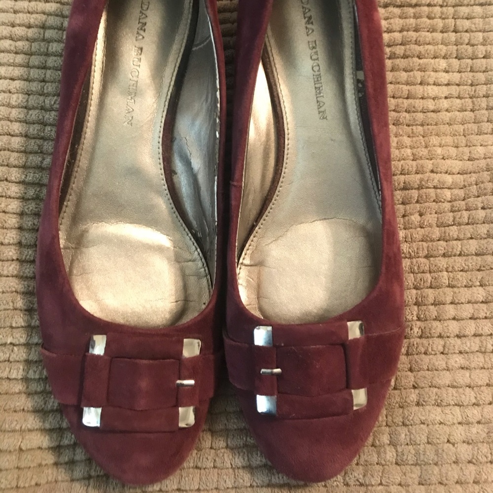 Dana Buckman lightly used burgundy wedge heels.